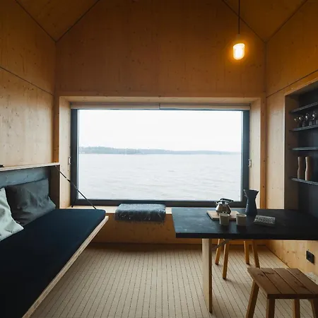 Majamaja Off-grid Retreat منزل ريفي