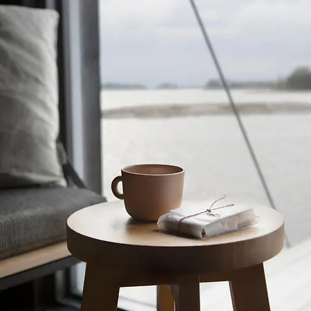 Majamaja Off-grid Retreat הלסינקי