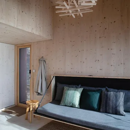 Majamaja Off-grid Retreat *